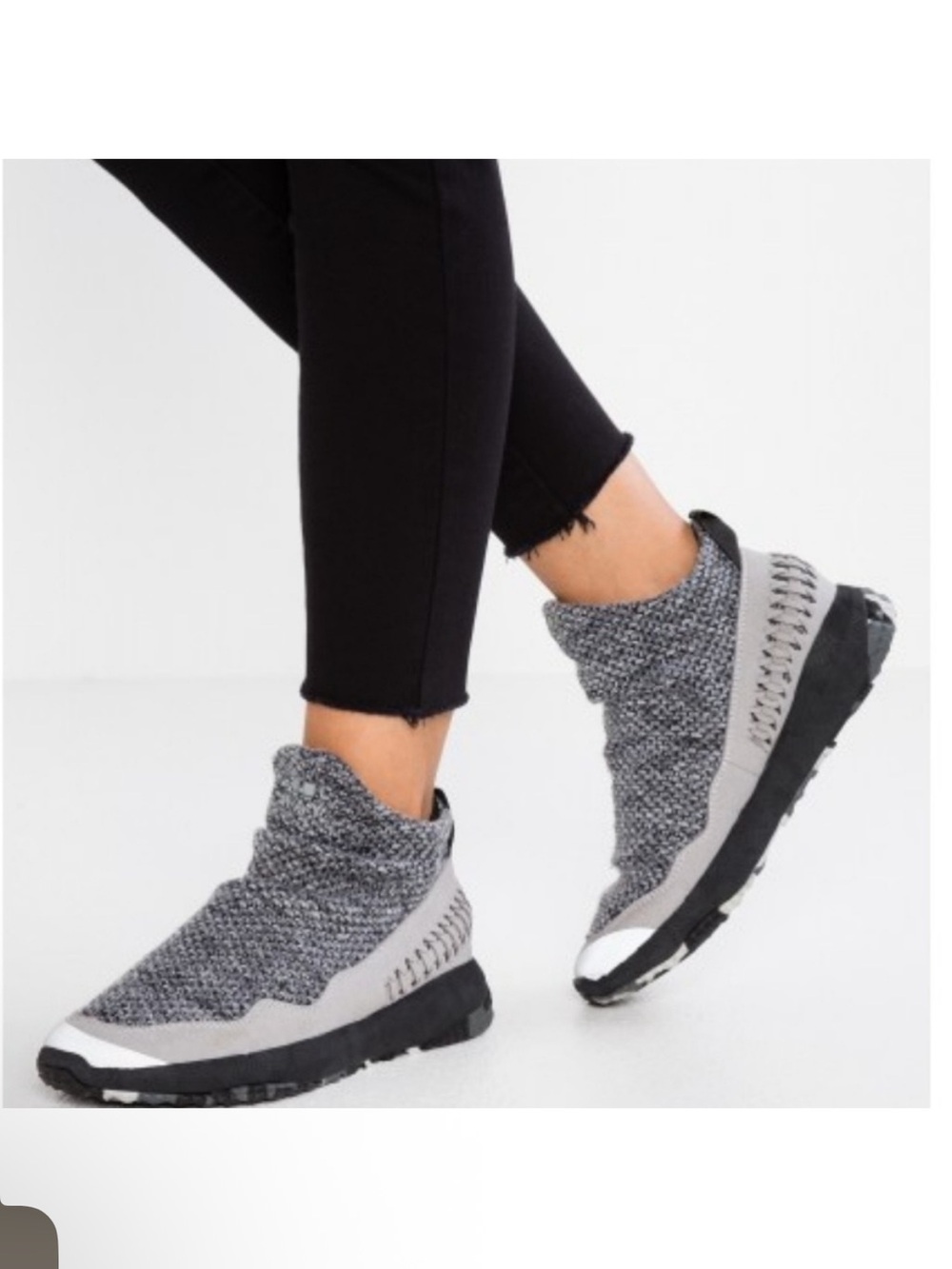 Coolway Freestyle Women's Trek Sock Sneaker Walking Shoe Grey - Size US 7 NEW